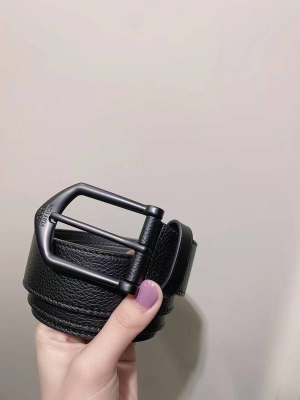 Louis Vuitton 35MM Belt LVB00311